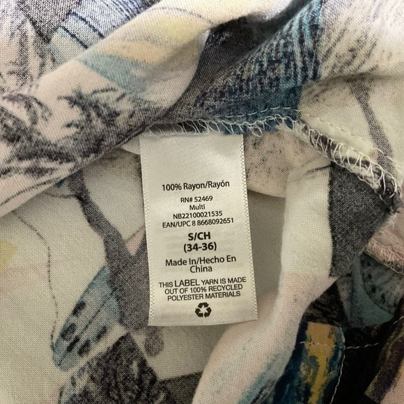 No Boundaries Mens Tropical Button Down Shirt Size Small (34-36) Rayon - Picture 4 of 8